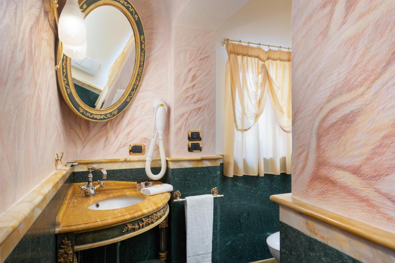 Relais Villa Bianca Ґамбассі-Терме Екстер'єр фото