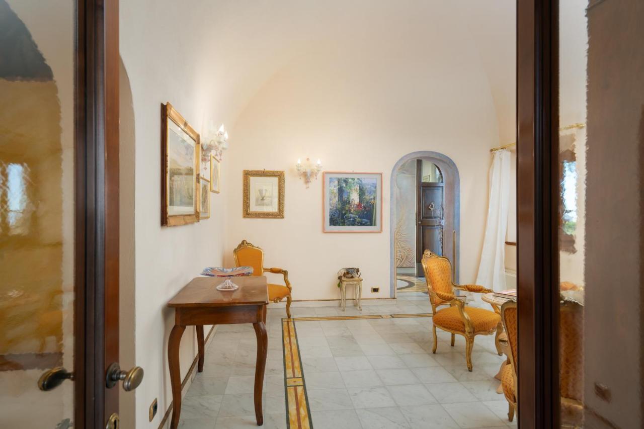 Relais Villa Bianca Ґамбассі-Терме Екстер'єр фото